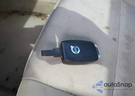 2010 Volvo S40 2.4I из США, поврежденный, VIN YV1382MS1A2489585